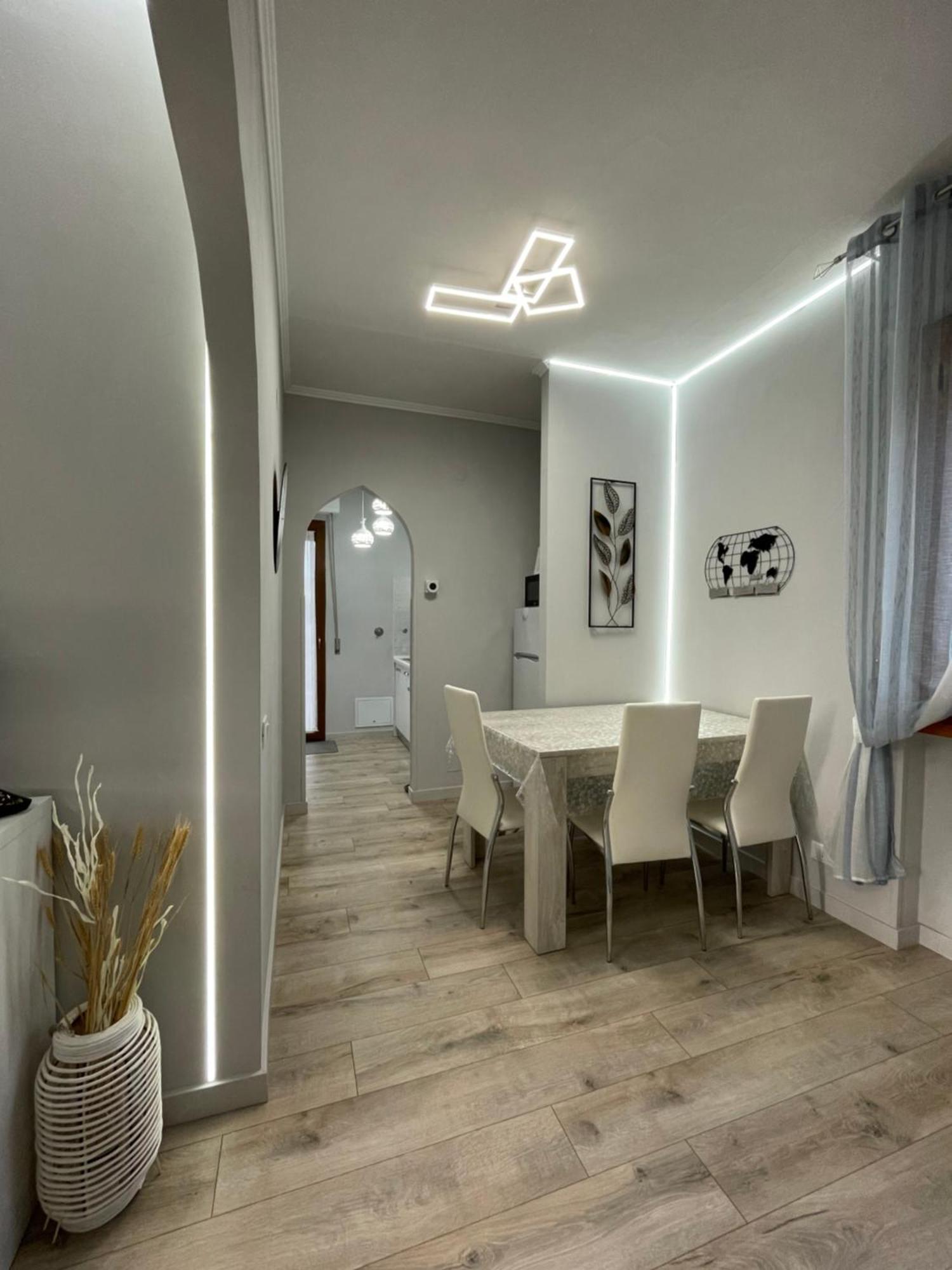 Sesto Piano Apartment Incisa in Val d'Arno Luaran gambar